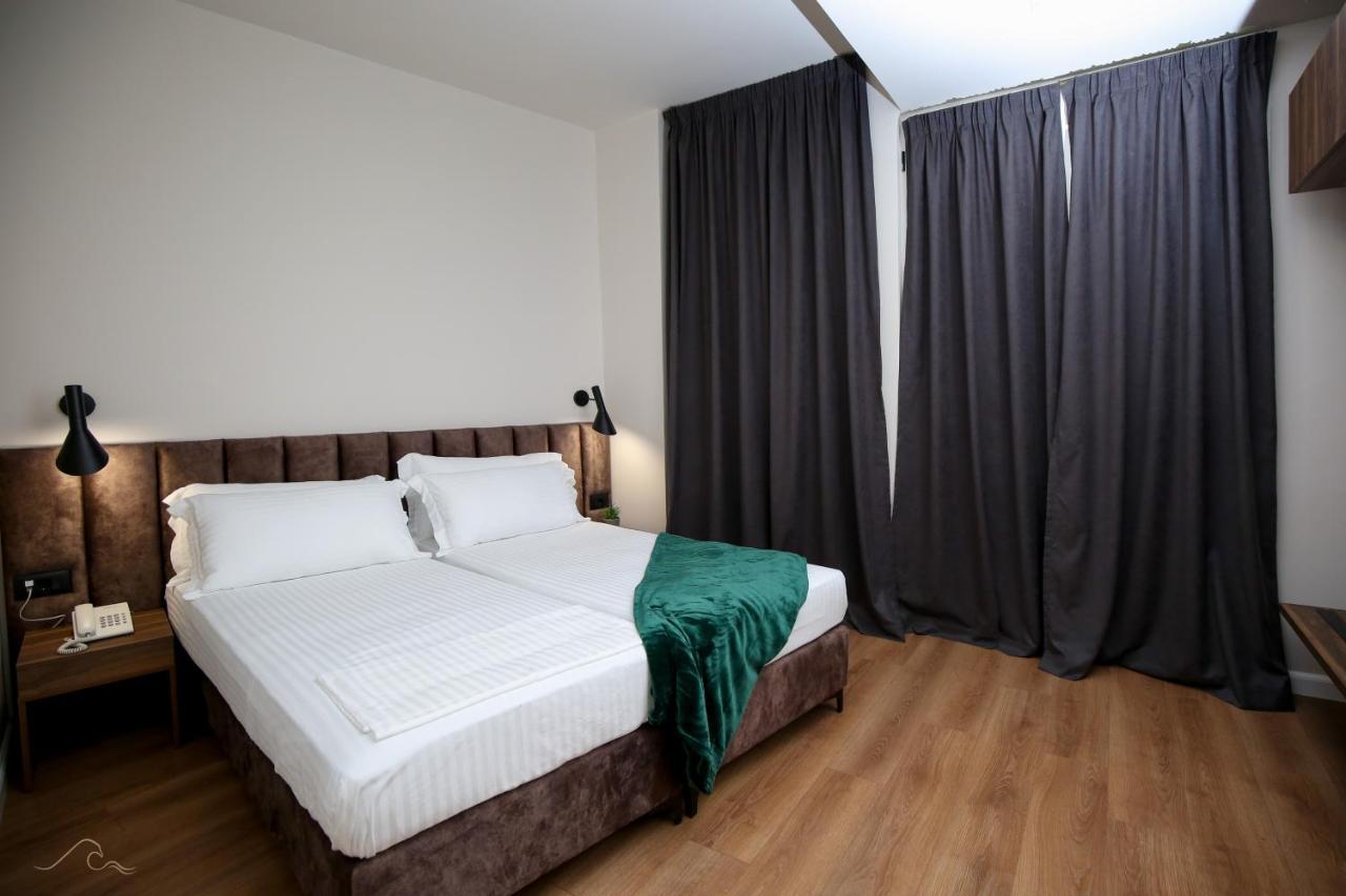 Hotel Libertas Vlorë Εξωτερικό φωτογραφία