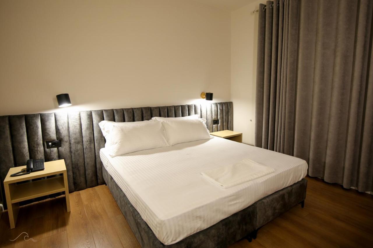 Hotel Libertas Vlorë Εξωτερικό φωτογραφία