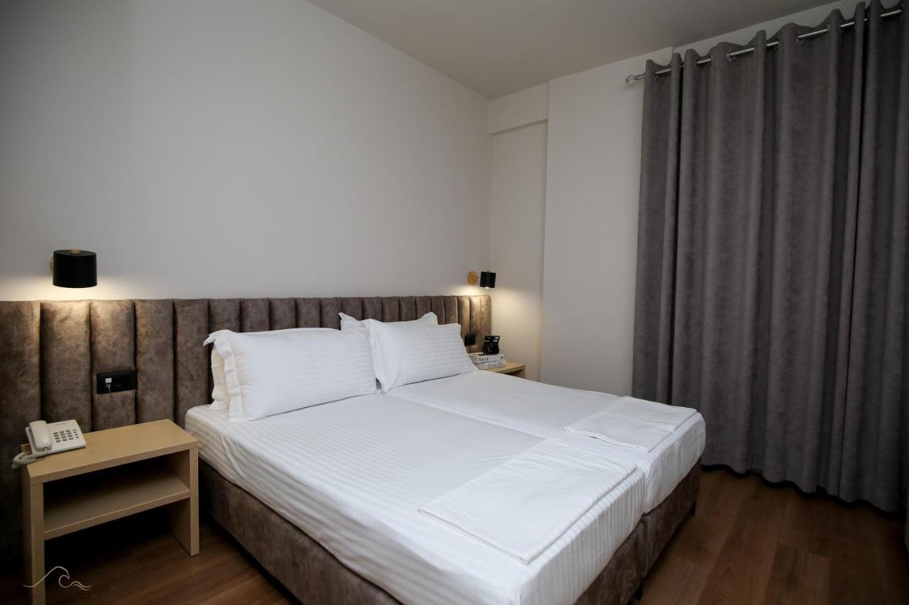 Hotel Libertas Vlorë Εξωτερικό φωτογραφία