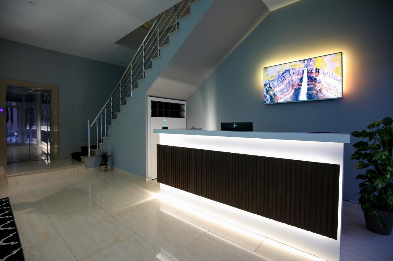 Hotel Libertas Vlorë Εξωτερικό φωτογραφία